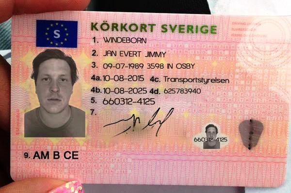 how to get Swedish driving license